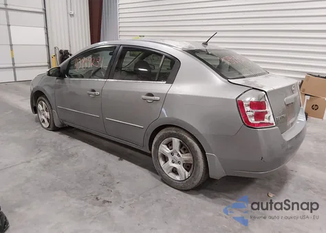 2008 Nissan Sentra 2.0S z USA, uszkodzony, nr VIN 3N1AB61E68L645085